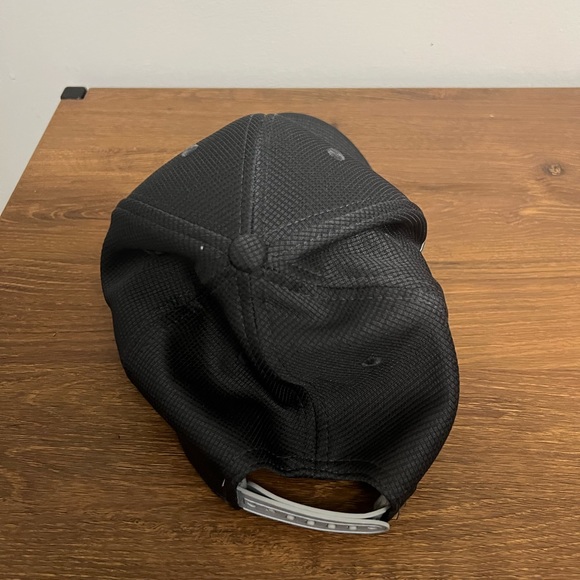 Los Angeles Lakers Fan Cap Silver Gray Grey New Era Basketball Hat NBA - Picture 6 of 6